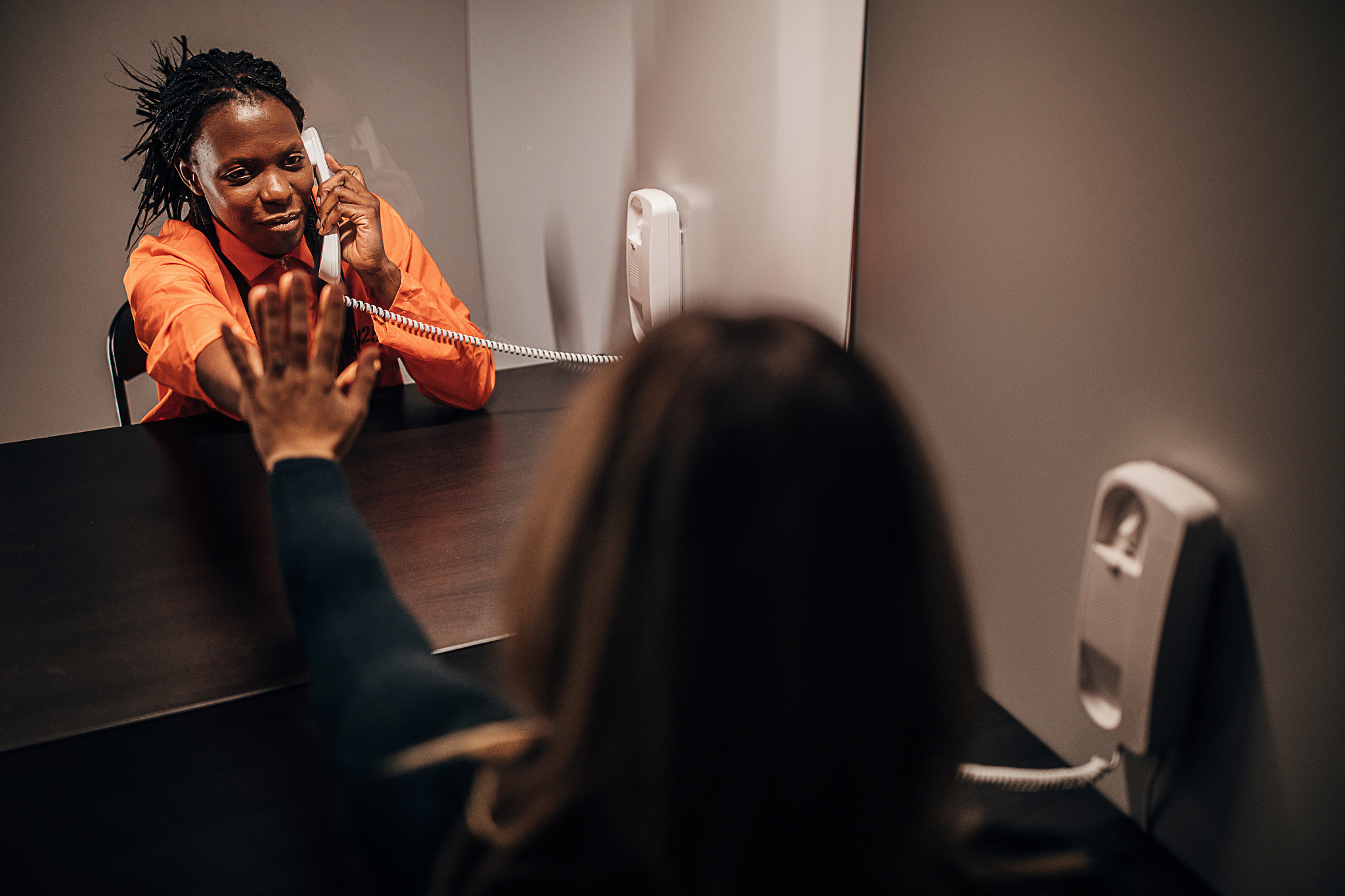 写一段抨击性侵犯的说唱verse要有五押三押单押