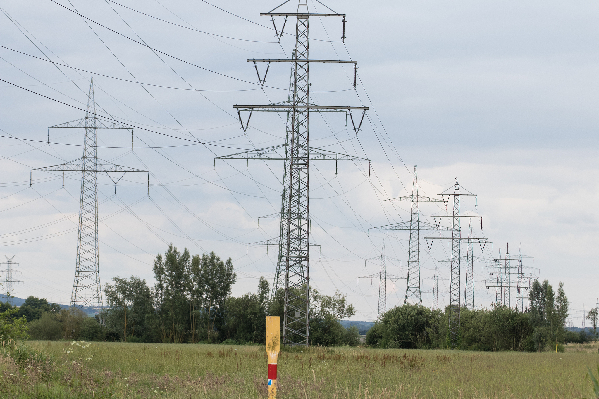 贵州女生读中专选什么专业好？热门专业推荐！