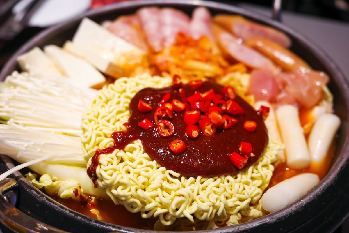 年糕街韩式料理：正宗美味，服务周到，值得推荐！