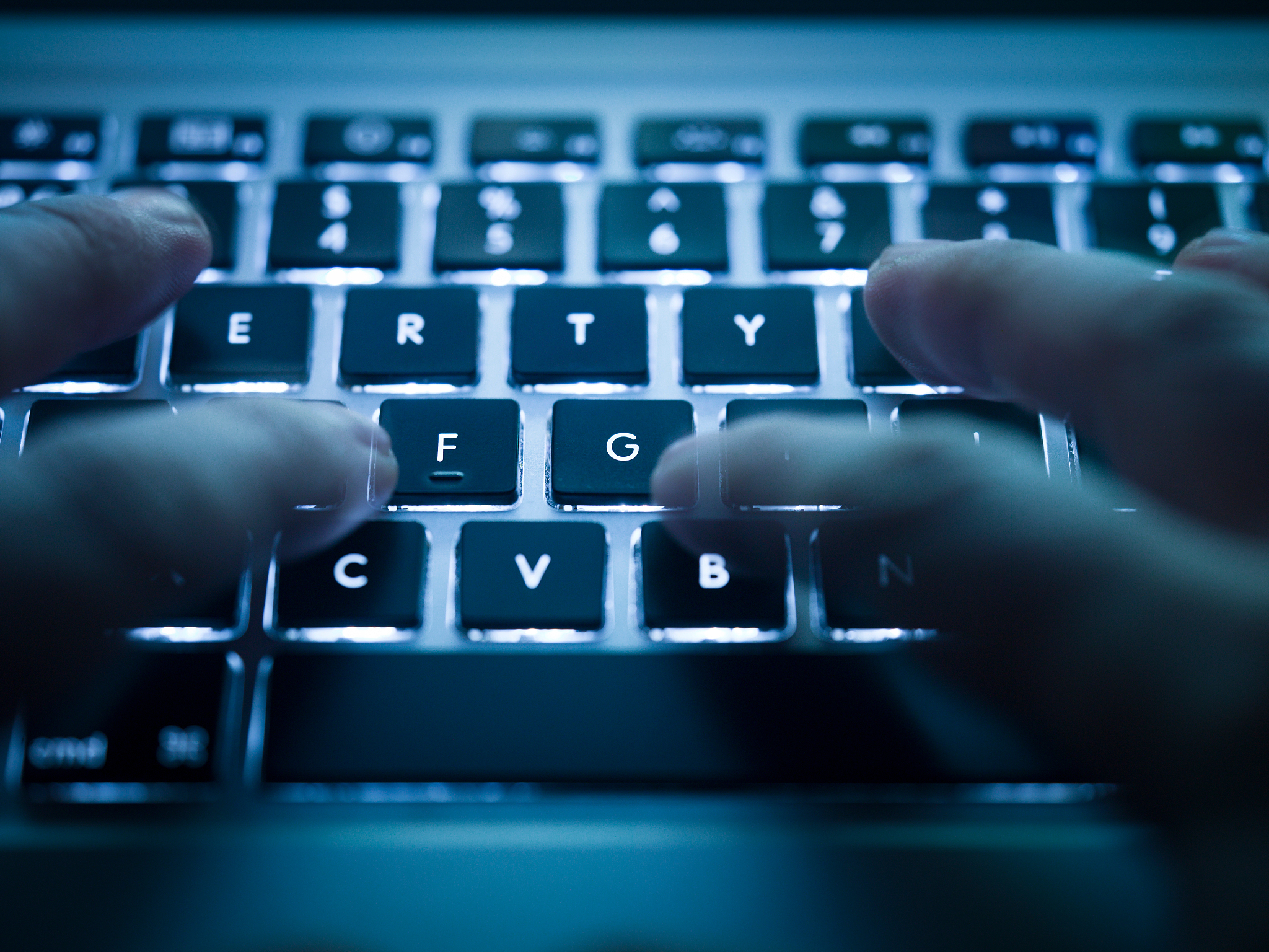 间谍软件是如何监视个人的