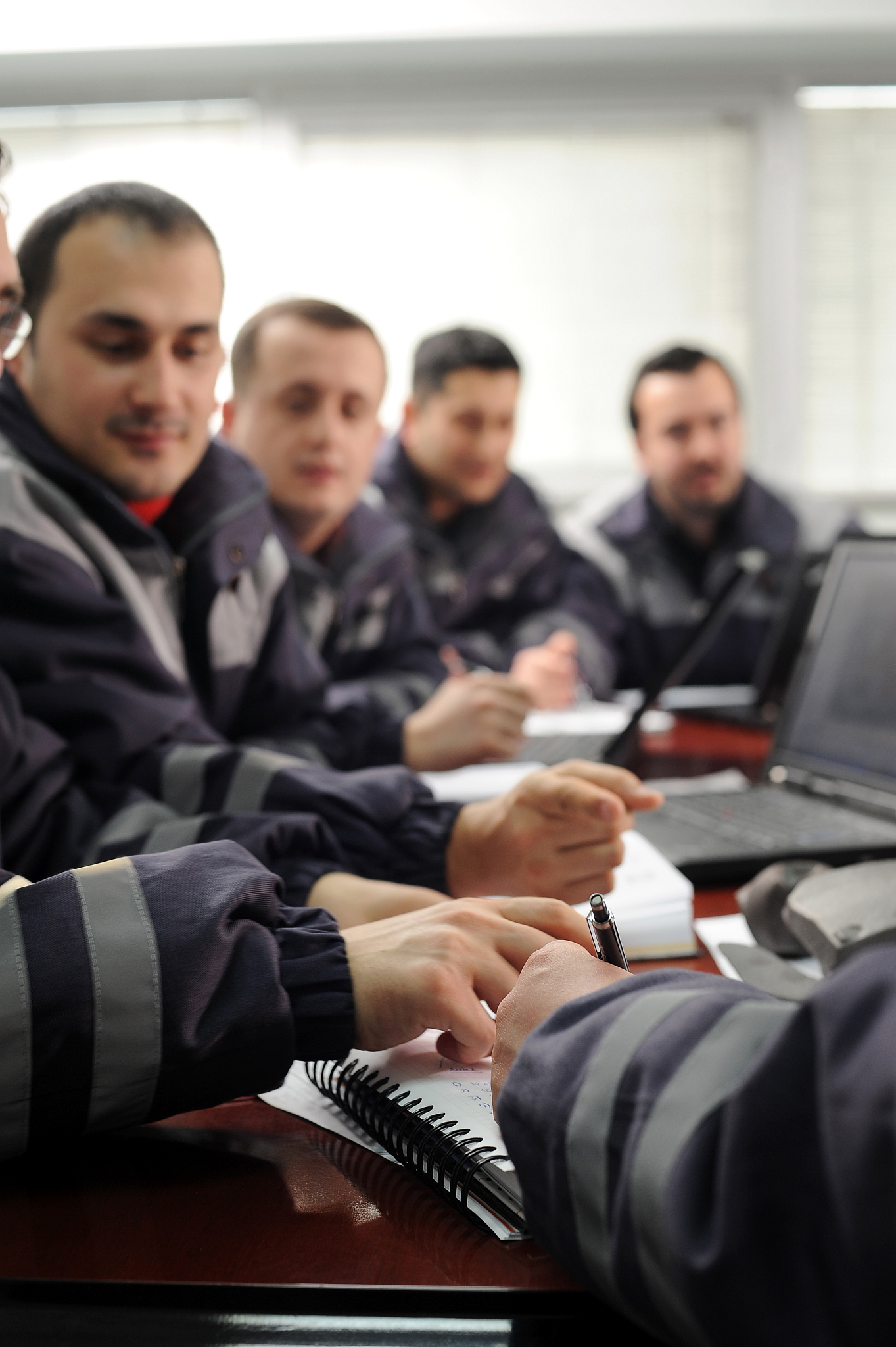 工业设计专科生：毕业后继续升学还是实习？