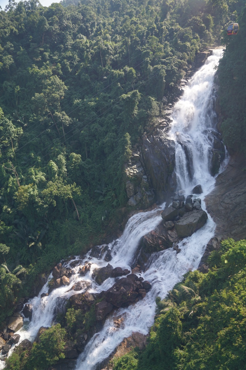 夏日闪光旅行家# 这个暑假,带孩子来百花岭瀑布打卡!