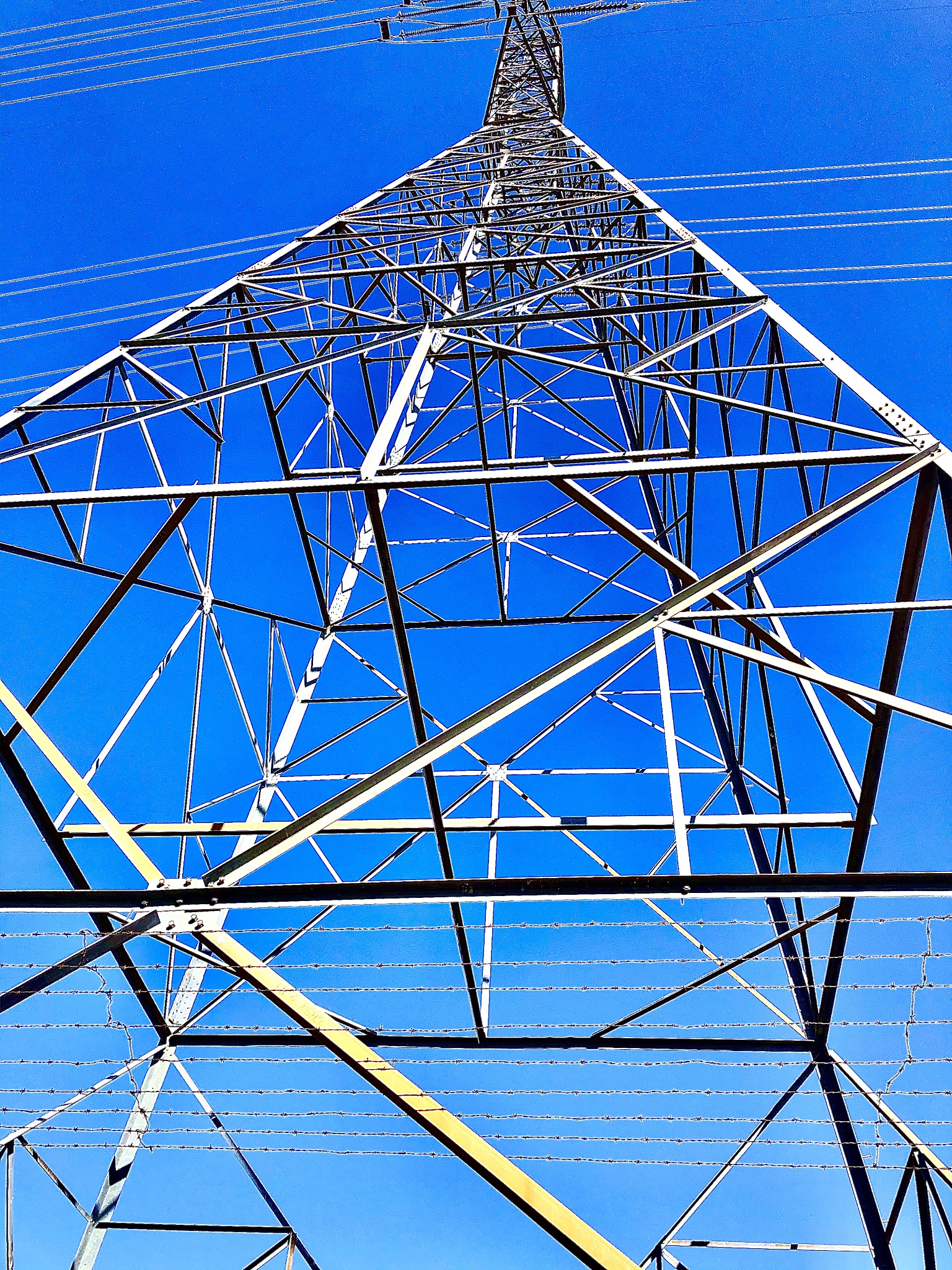 云南三鑫职业技术学院五年制大专供用电技术专业怎么样？好不好 - 就业前景、师资力量、课程设置