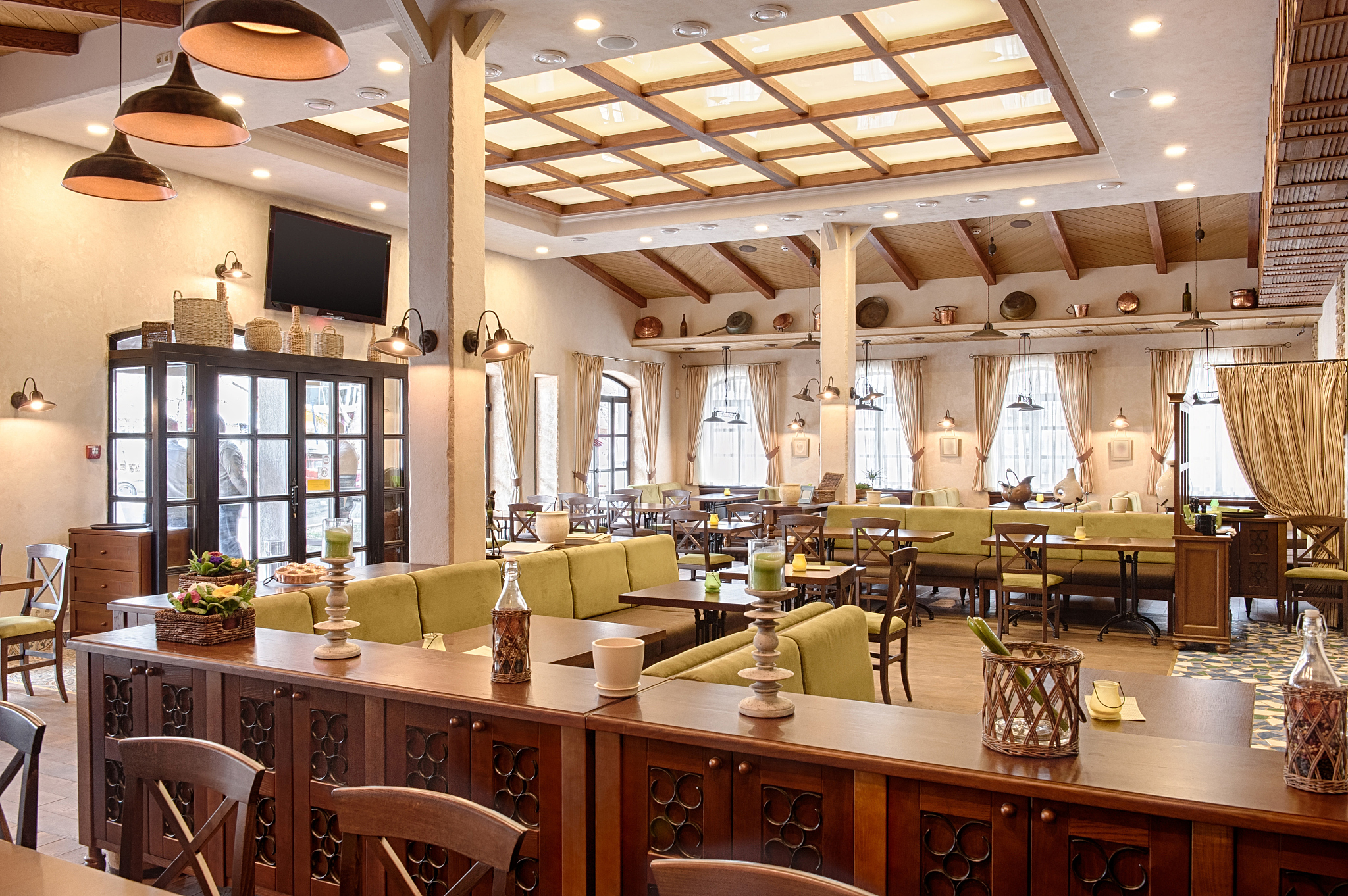 加盟餐饮翻译成英文