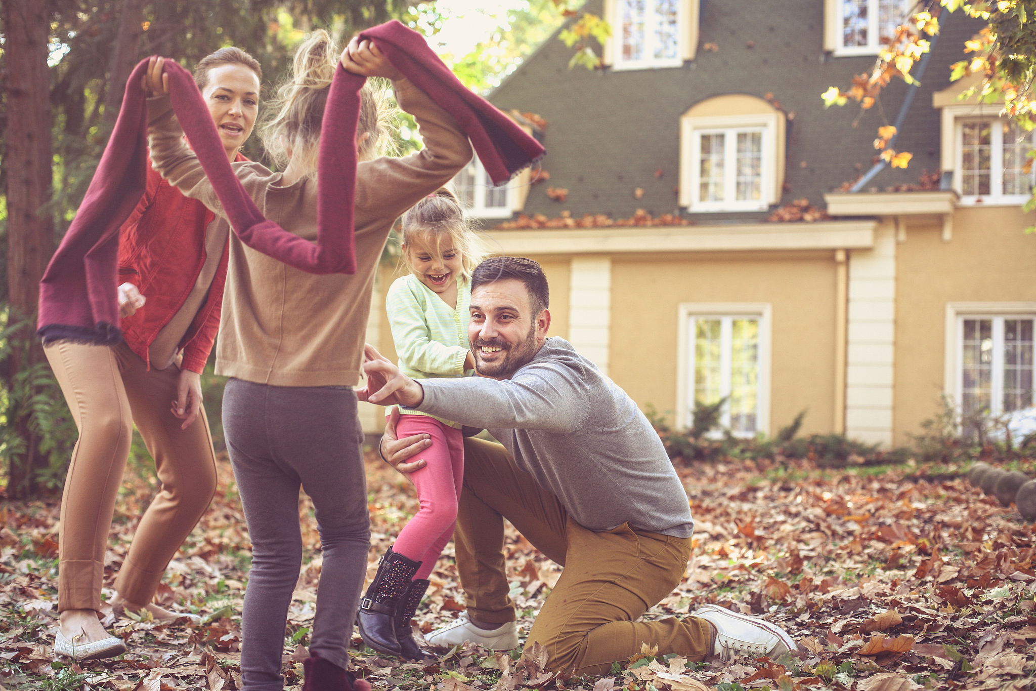 改写这个句子1父母两人或一人外出务工。2孩子的年龄界定。3父母外出务工的时间长短。中文