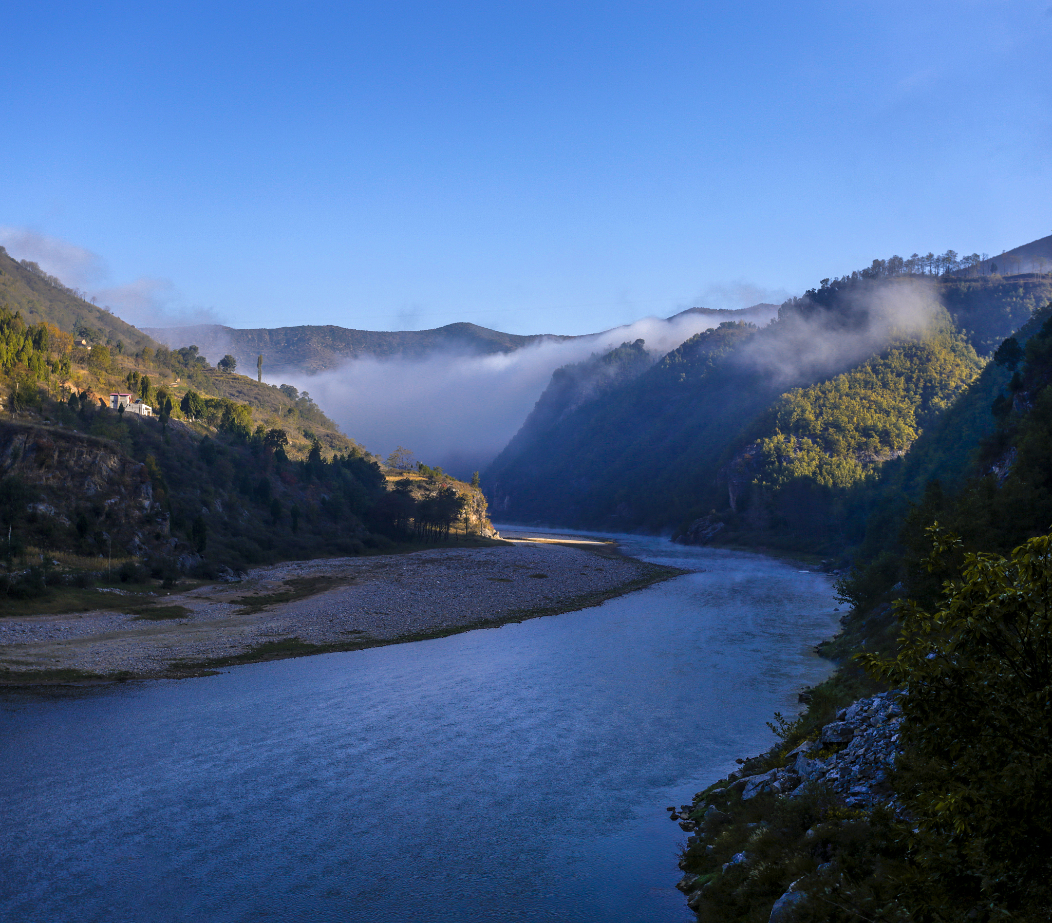 大凉山秀丽江河！ 西昌职高学校排名？