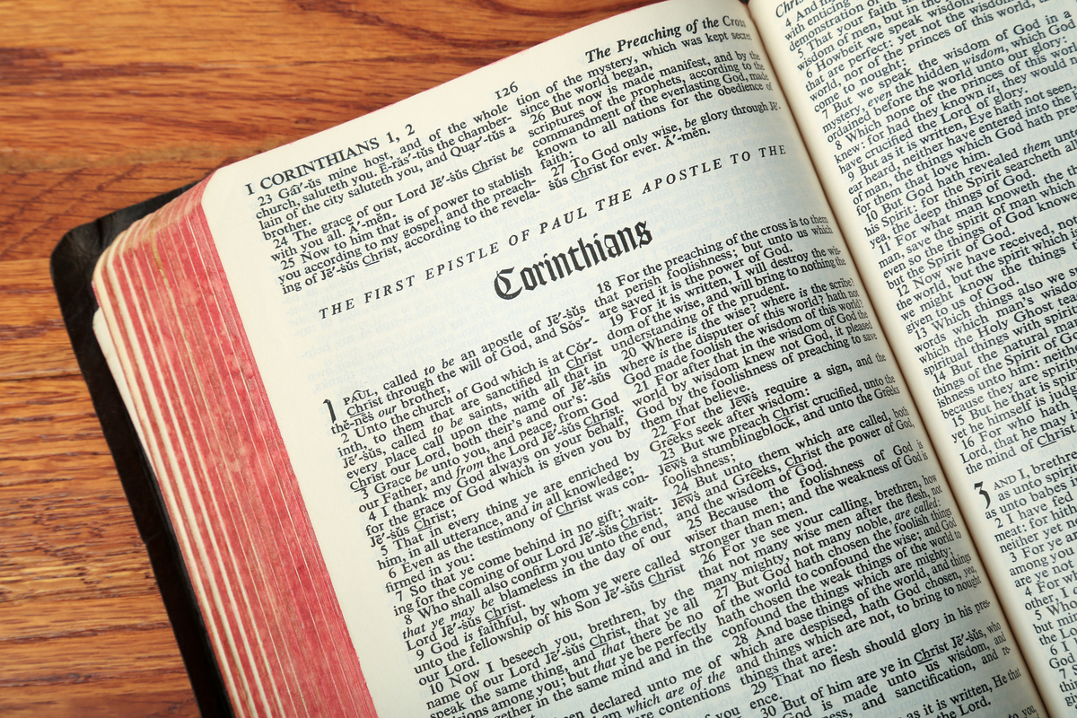 判断：从英语发展演变的角度来讲《威克里夫圣经》的问世开创了用英语传播基督教的先河。