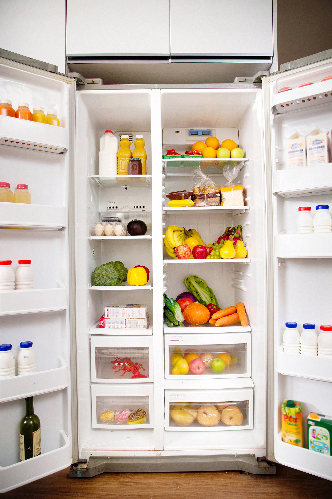 冰箱排列组合决策：基于物理性质变化范围的最佳方案