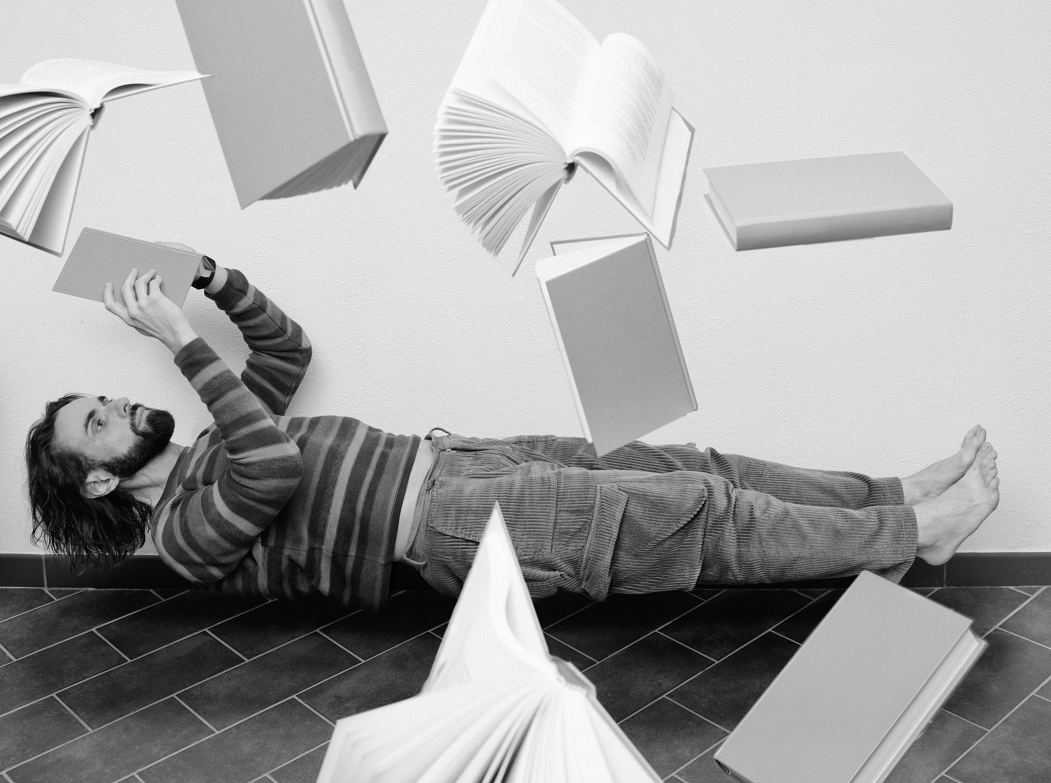 金鳞岂是池中物一遇风云变化龙