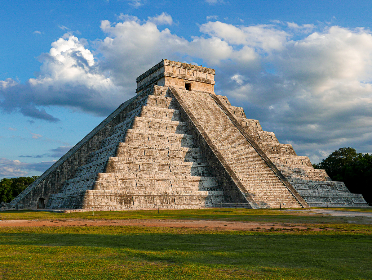 揭秘埃及金字塔：探索古代文明的奇迹