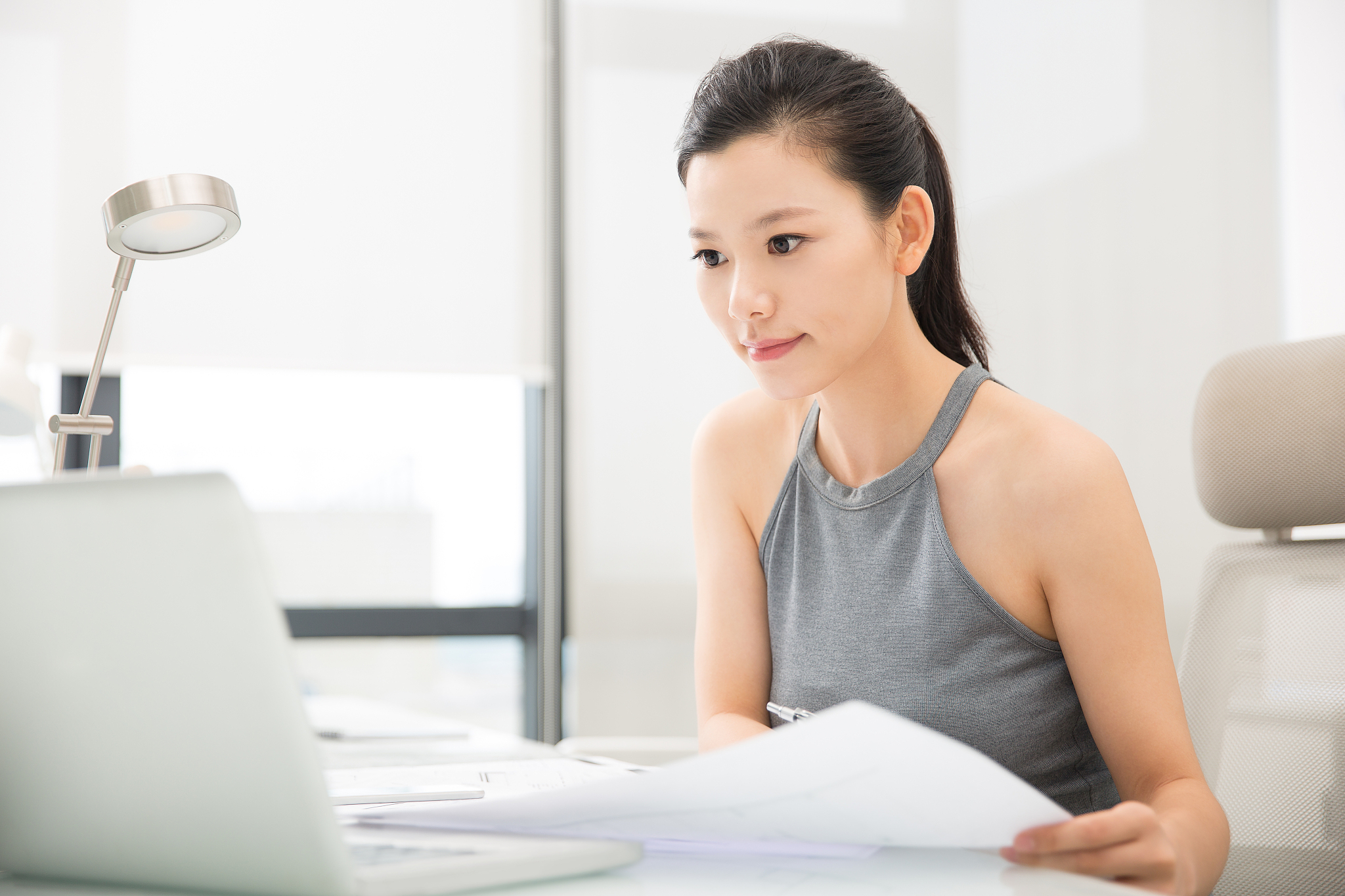 优雅的商务女士