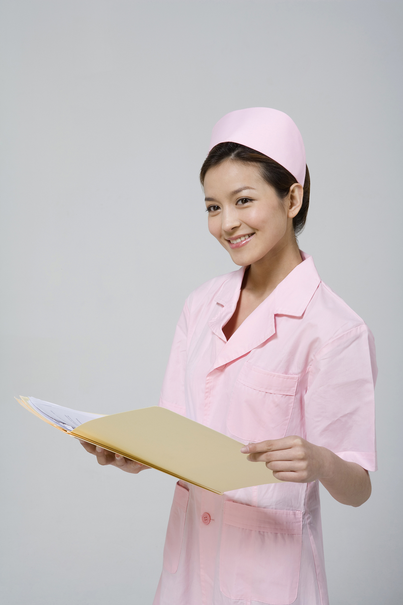 问：护士工资那么低为什么还是有那么多人报