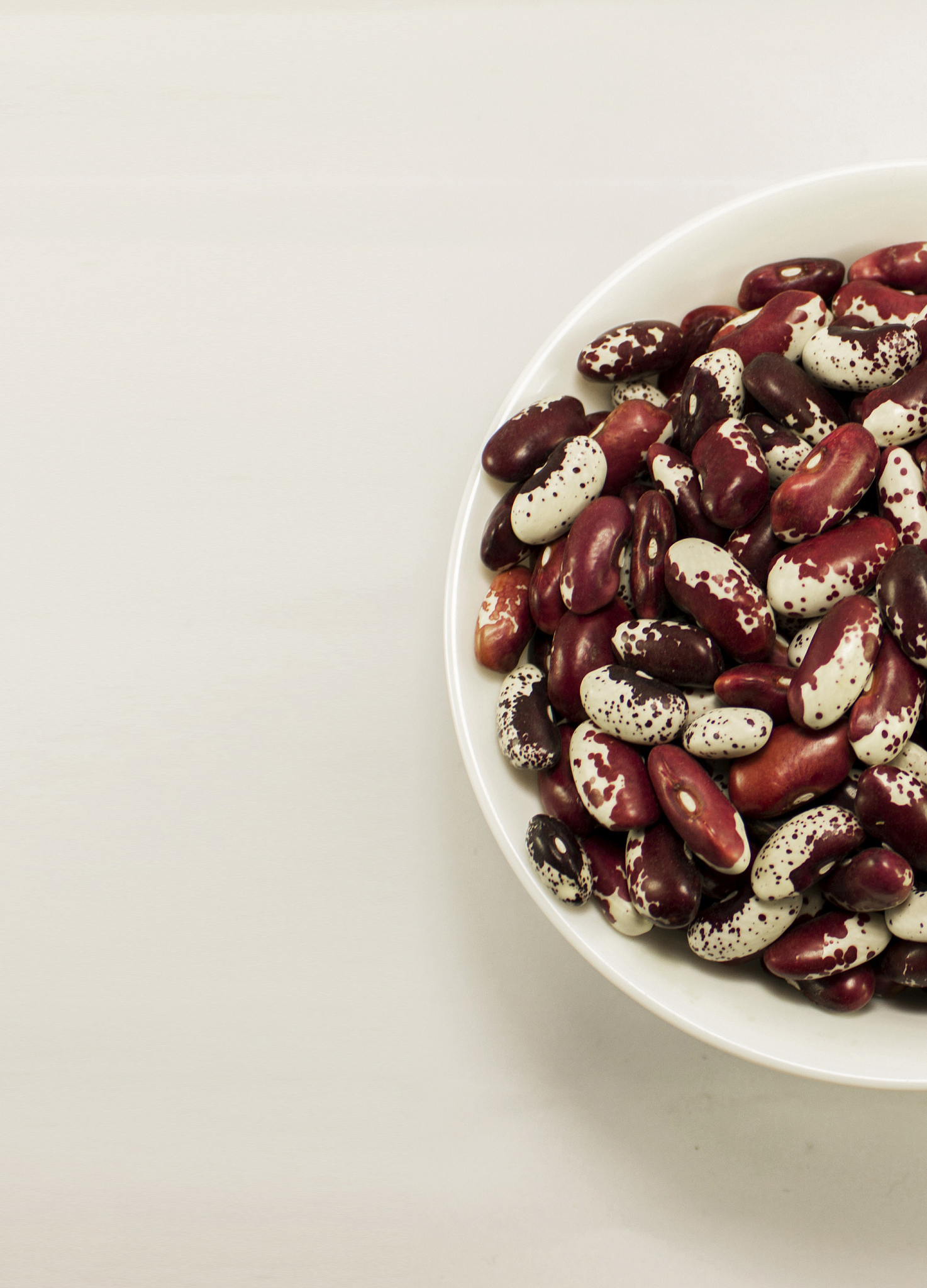 bowl of a <strong>k</strong>edney beans