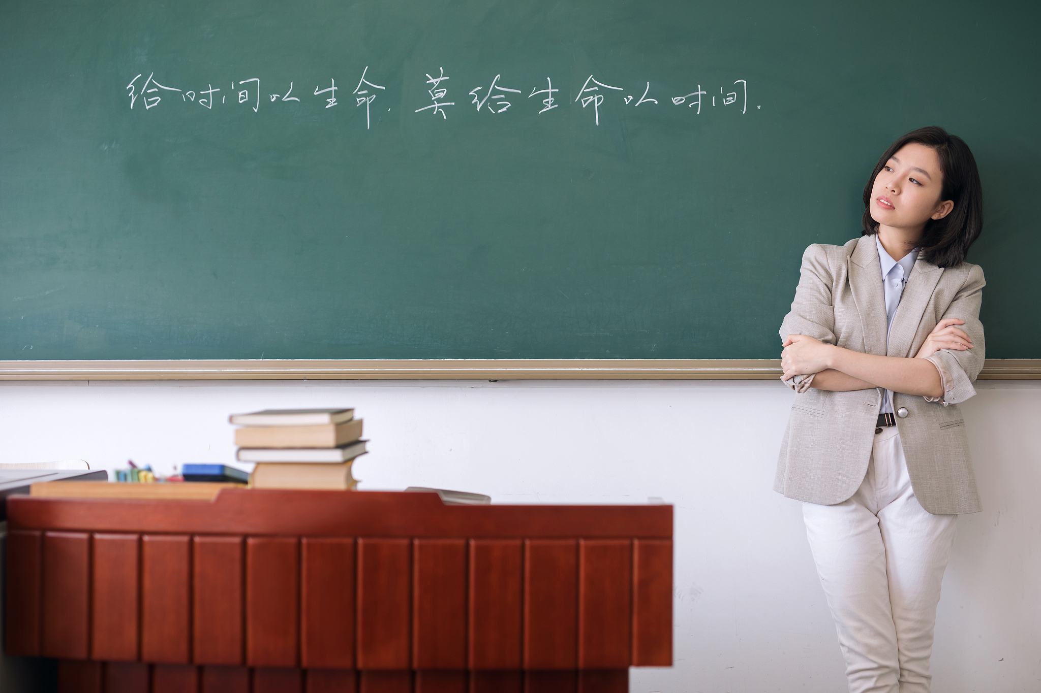 难忘的李老师:一位让我变得开朗自信的老师 难忘的李老师:一位让我变得开朗自信的老师
