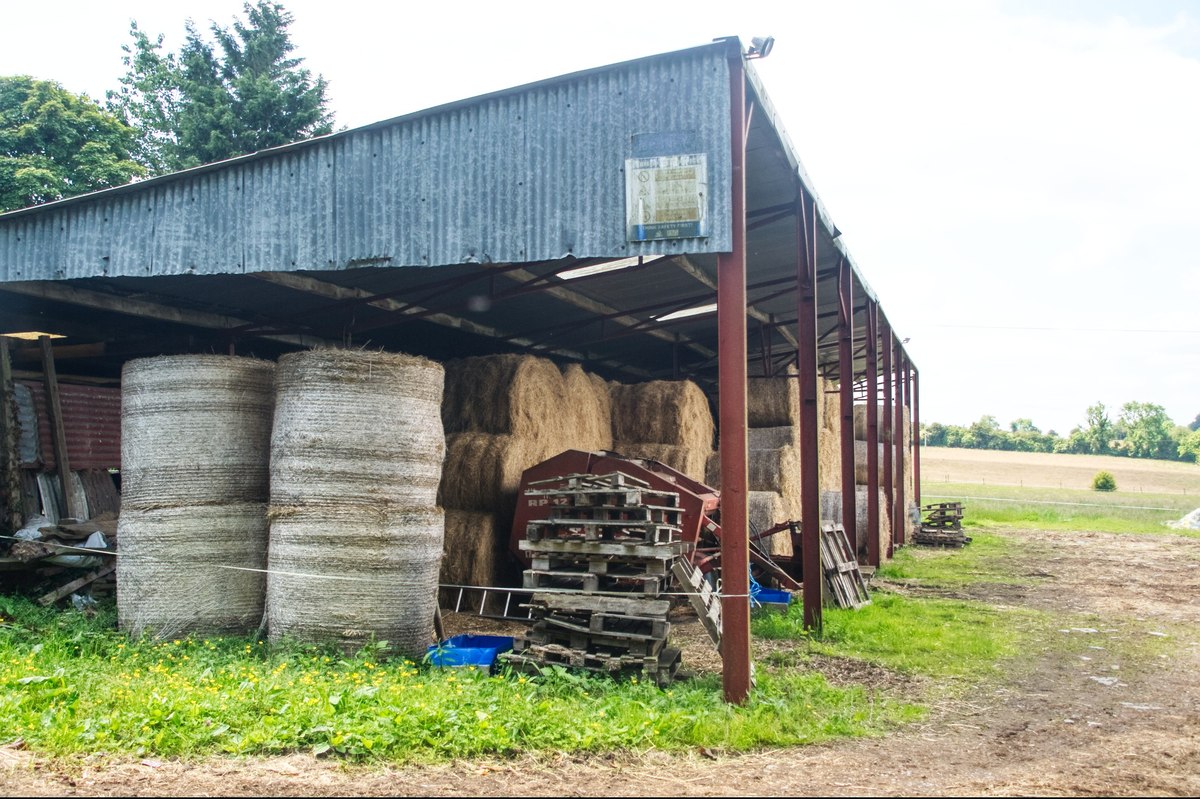 干草谷仓和农场棚：农业生产的关键基础设施
