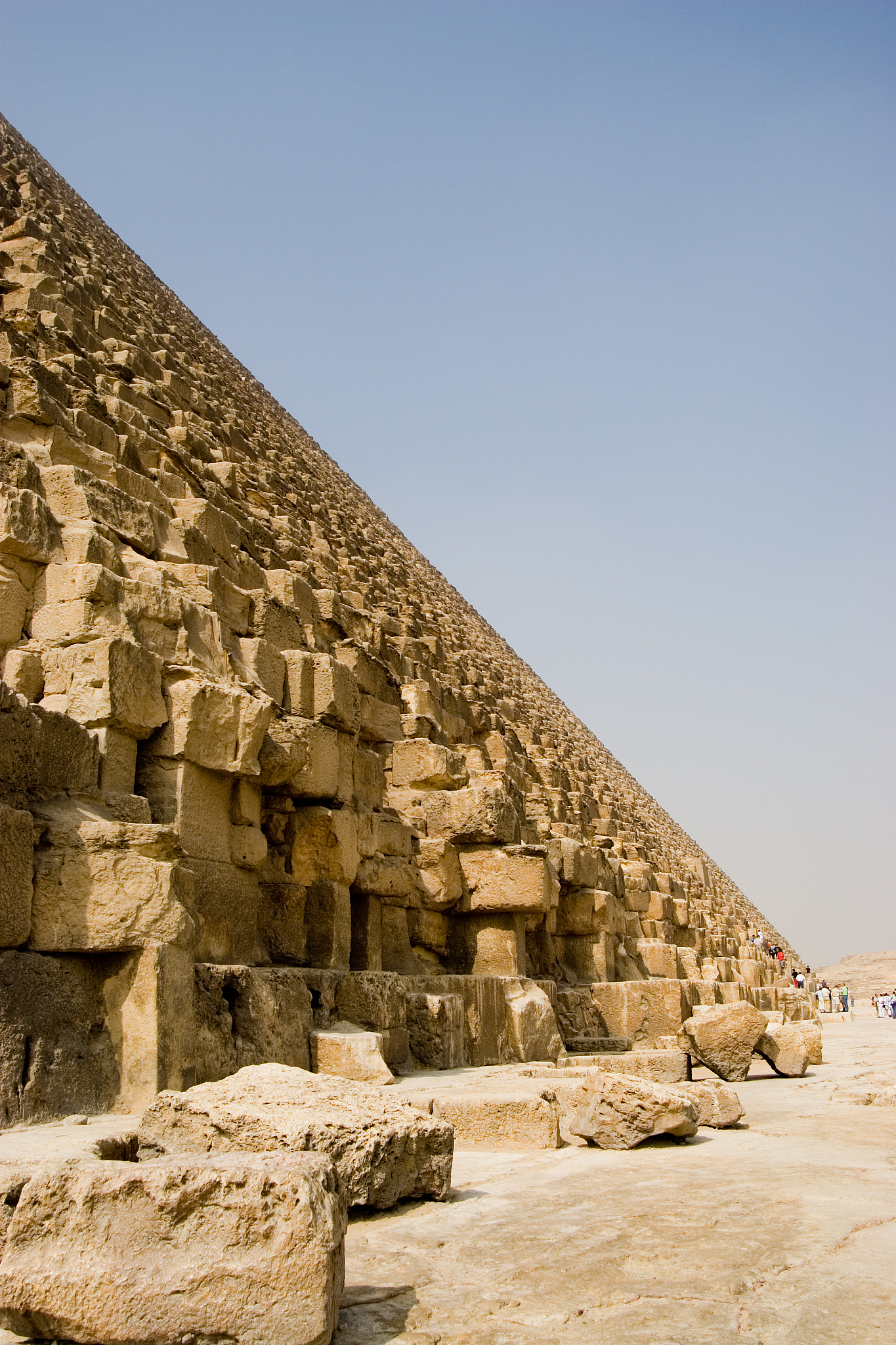 金字塔在当时的年代是怎么制造出来的