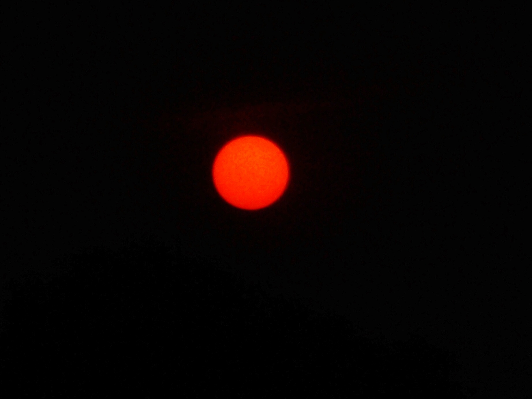 idyllic view of orange sun