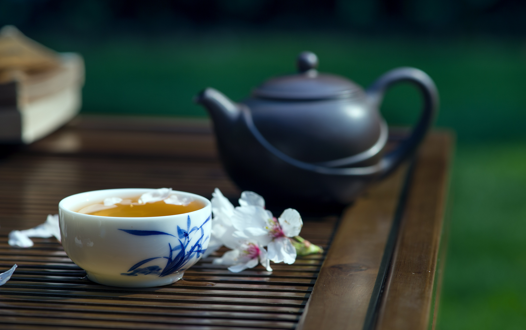 用15个字写一个喝茶的励志感悟