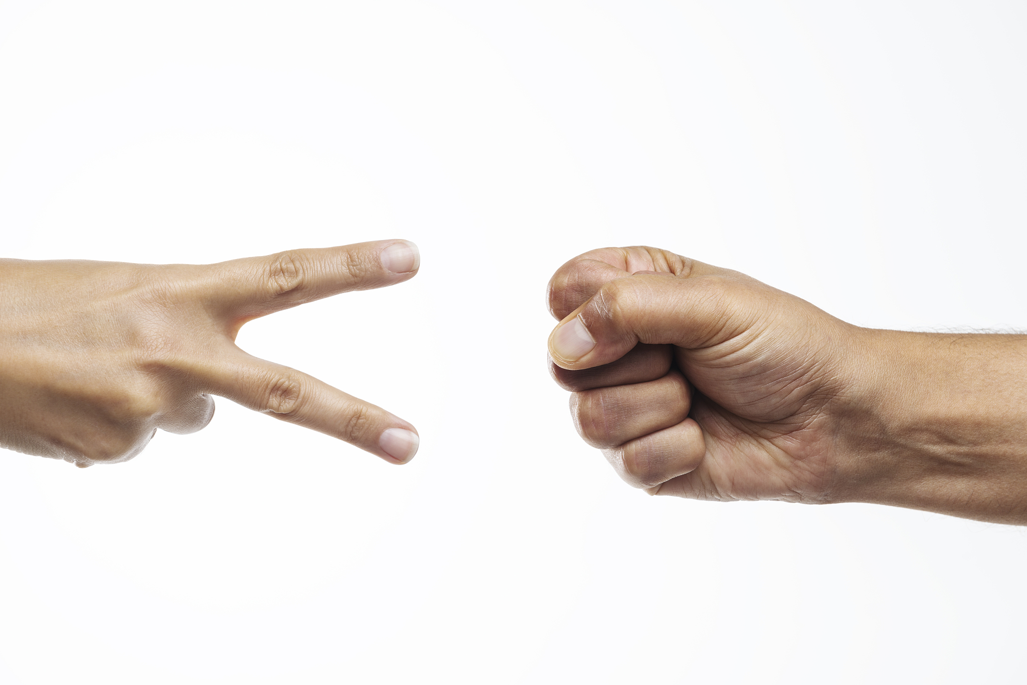 石头剪子布游戏规则详解 - 赢家策略与心理分析