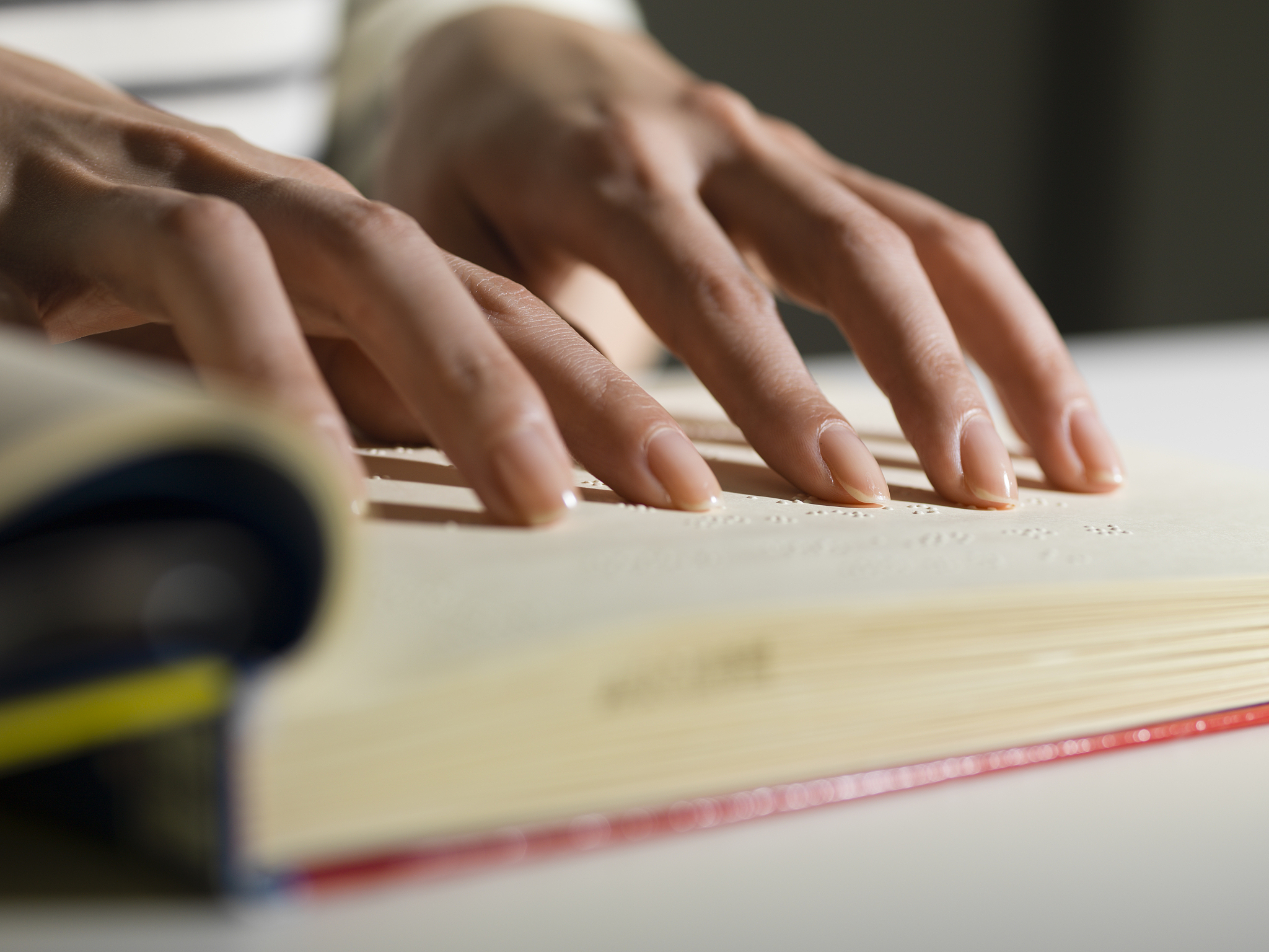 盲文：探索互联网的知识宝库 - 挑战你的理解力