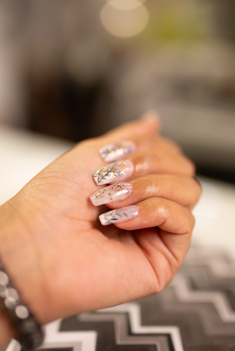 美甲网站域名创意：10个抓人眼球的域名推荐