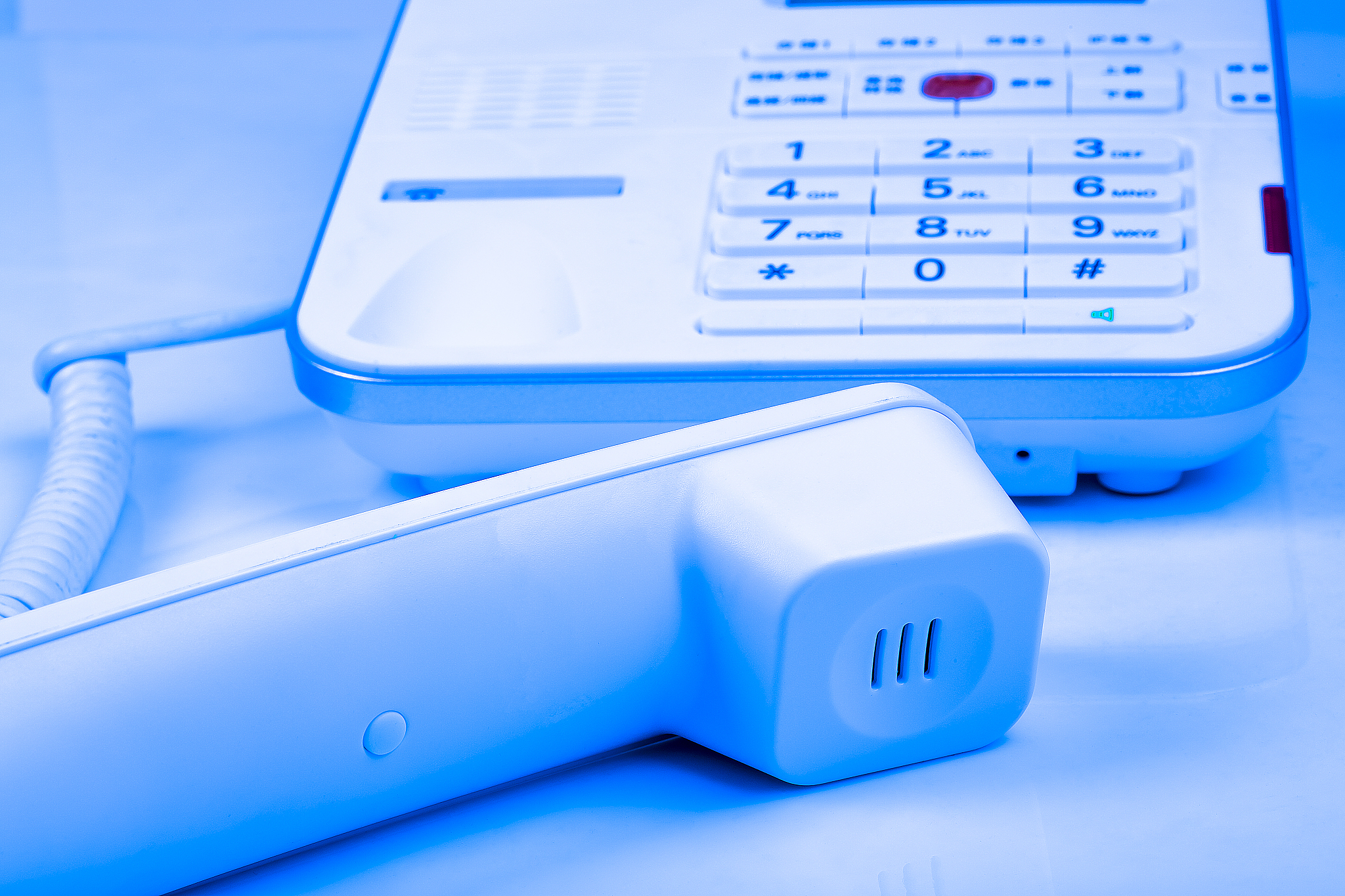 之前点读笔一点课文内容旁边的音响就会发出点读的声音内容现在不行了它两个不合作了有办法吗