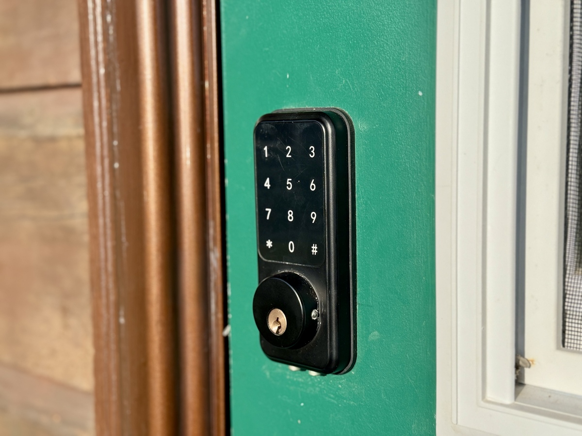 3位滚轮密码锁忘记密码怎么办？开锁方法及注意事项