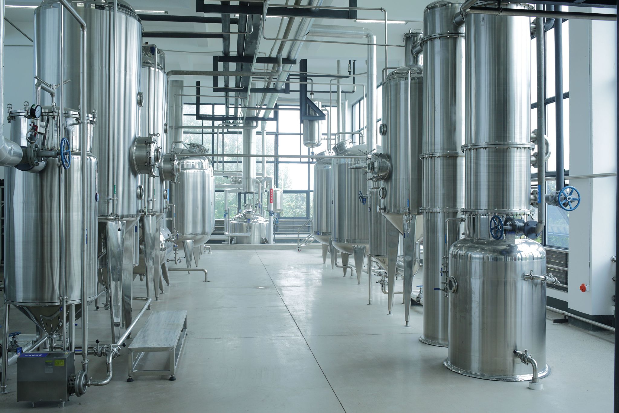 请写出《发酵罐在生物制药领域的应用》这篇论文的摘要。