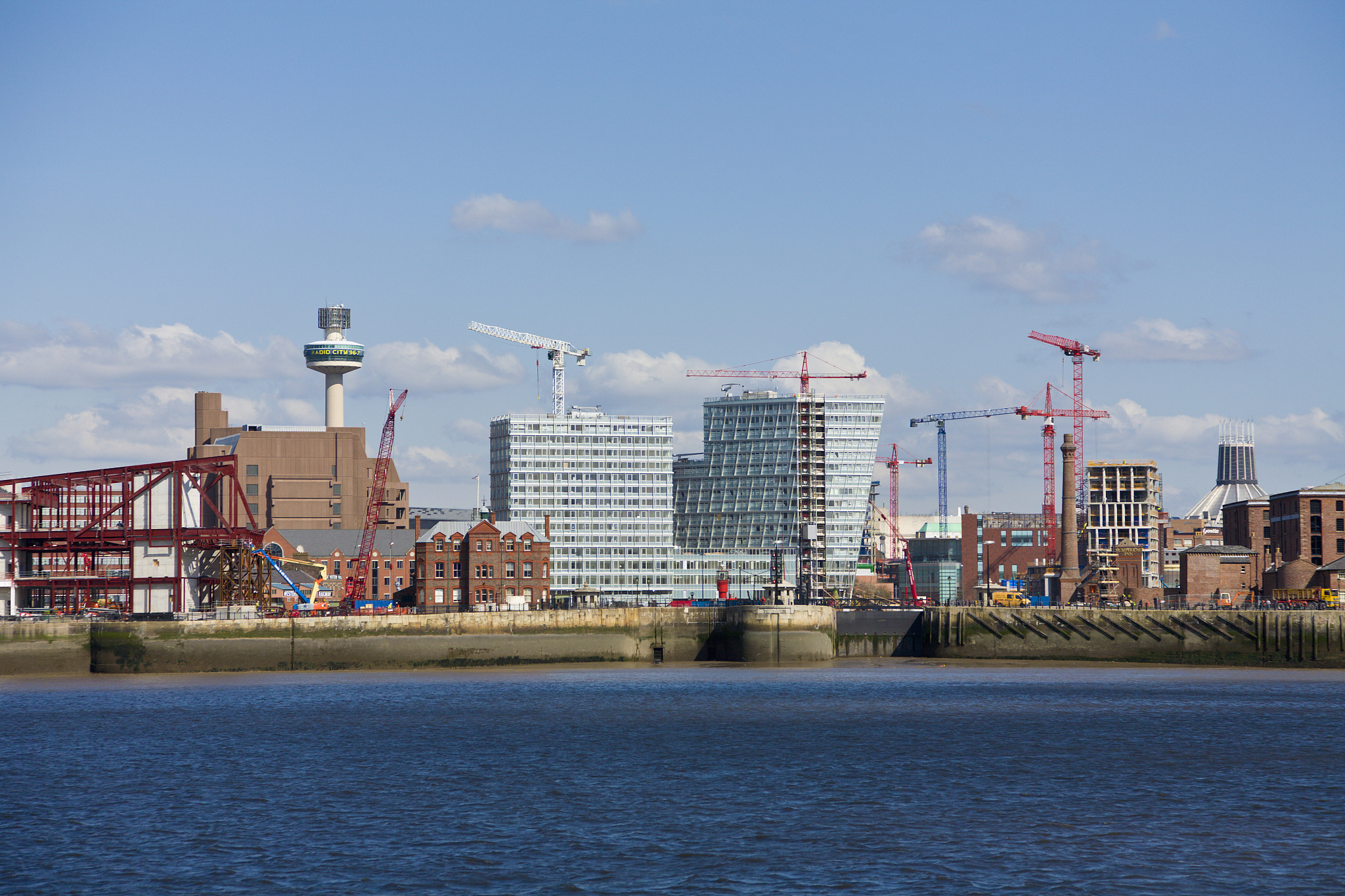 building construction, liverpool skyline, england