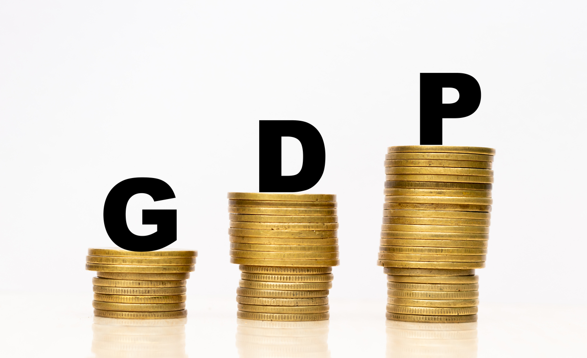 金币堆叠上升的gdp文字