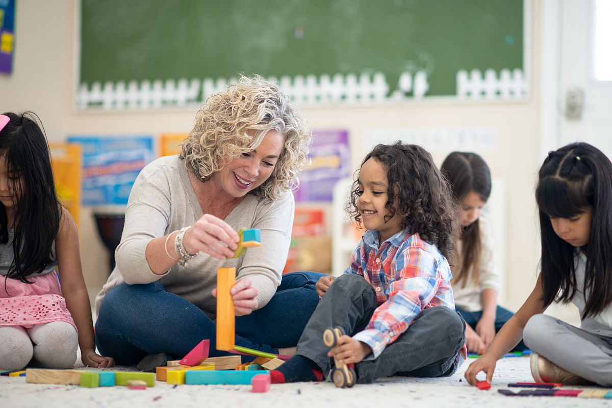 2019年成都幼师专业学校分享就业欢迎男生