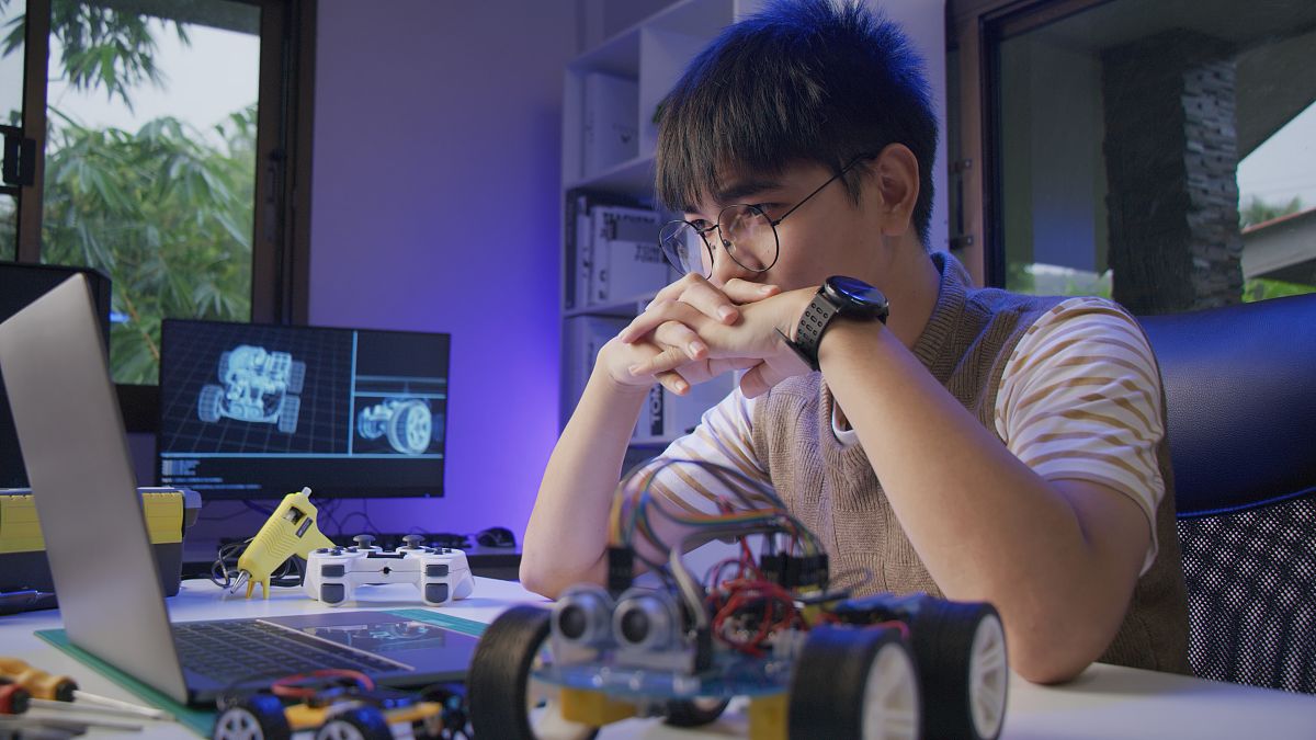 Arduino 入门课程：零基础带你玩转电子世界 (10岁起)