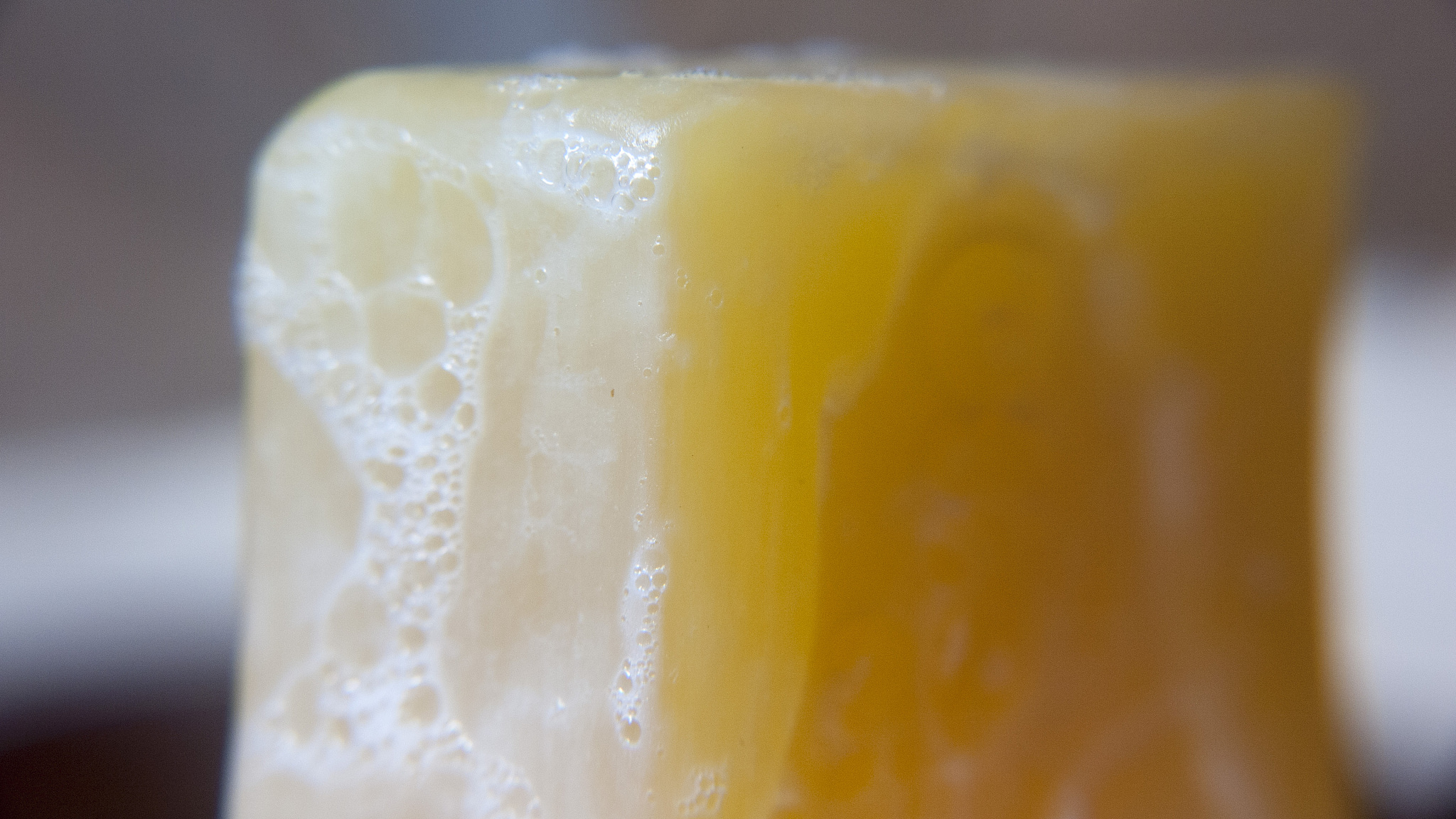 肥皂中有氢氧化钠吗？