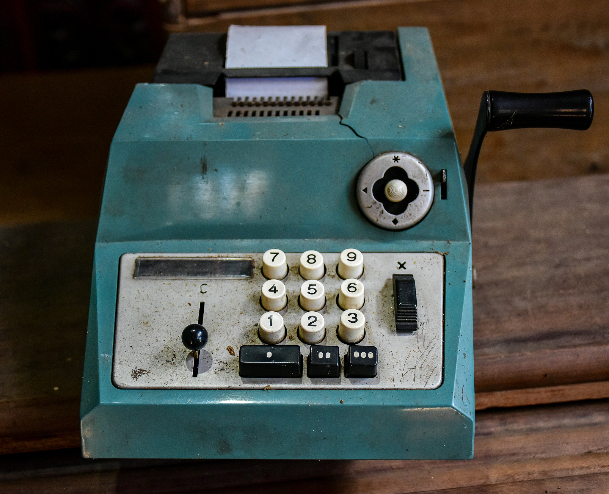 电脑硬件配置入门指南：从零开始学习电脑硬件知识