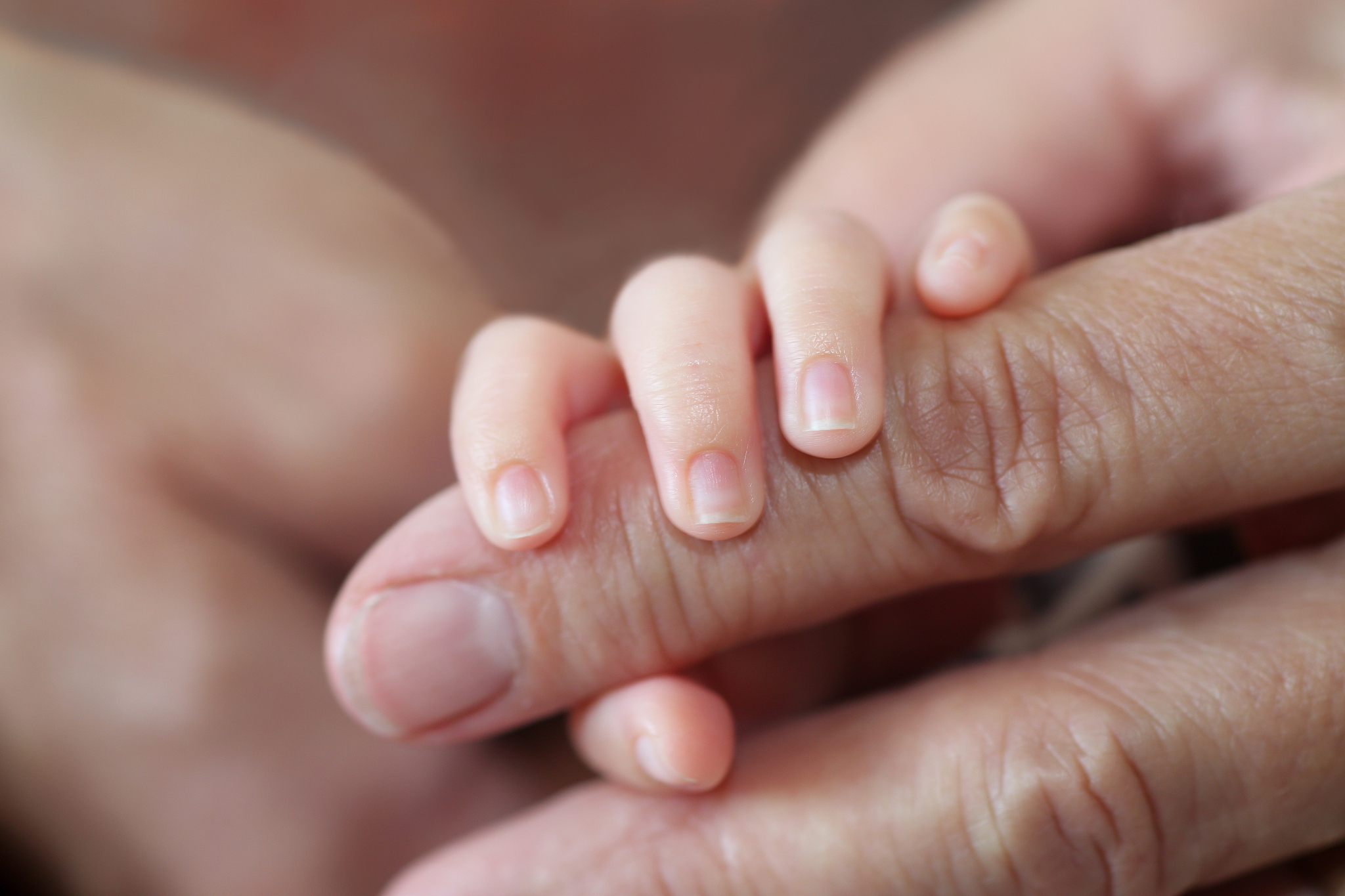 手指甲上没有月牙怎么补回来