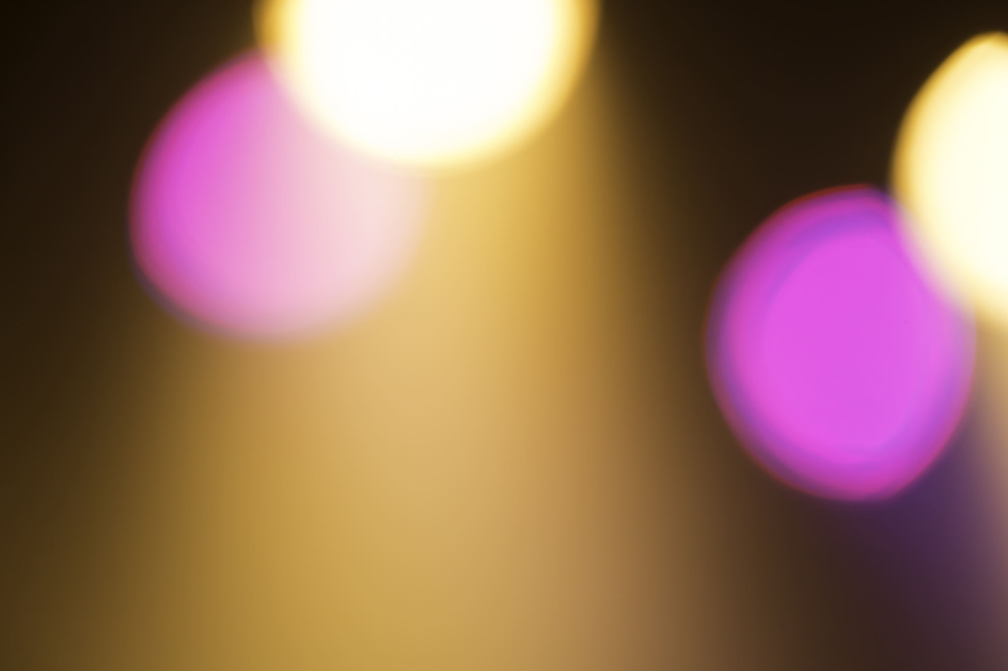 舞台灯光厂家拍摄视频想一个能够大声喊出来的两个字口号用作开头语类似以开灯