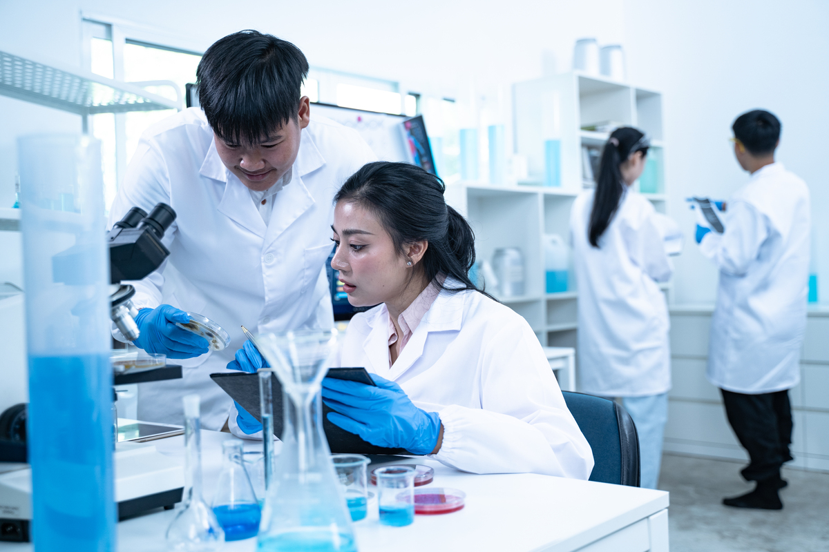 上海市医药学校医药加工专业怎么样？教学质量及就业前景