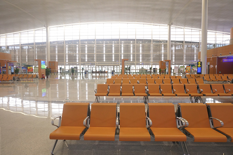 初中生学高铁专业要几年？就业前景如何？