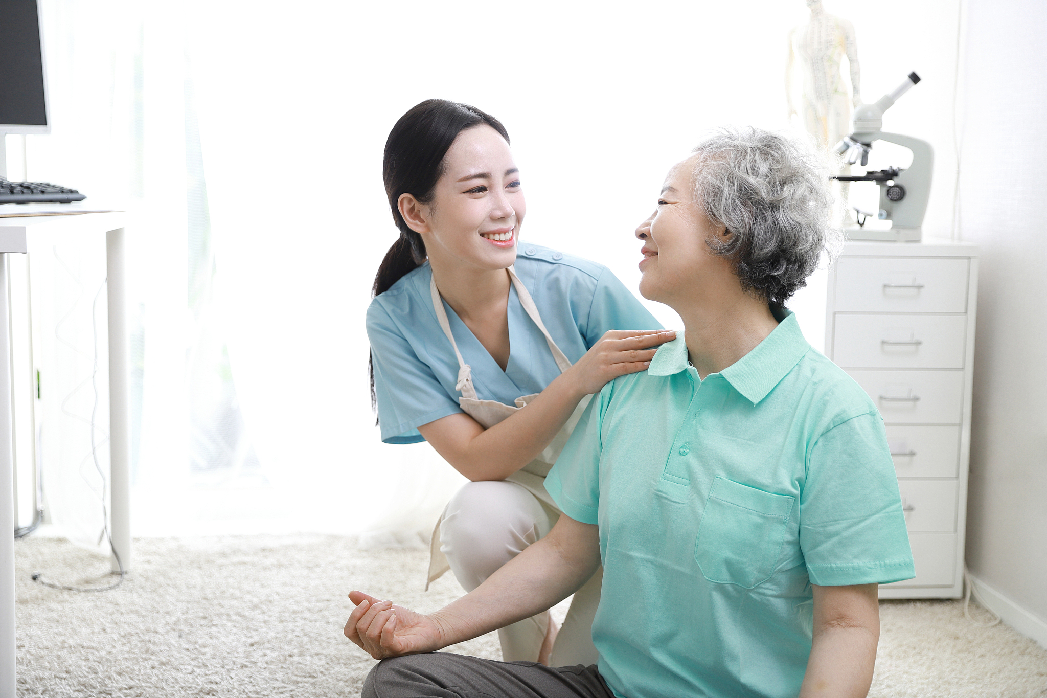 成都卫校3+2护理专业就业方向及前景分析