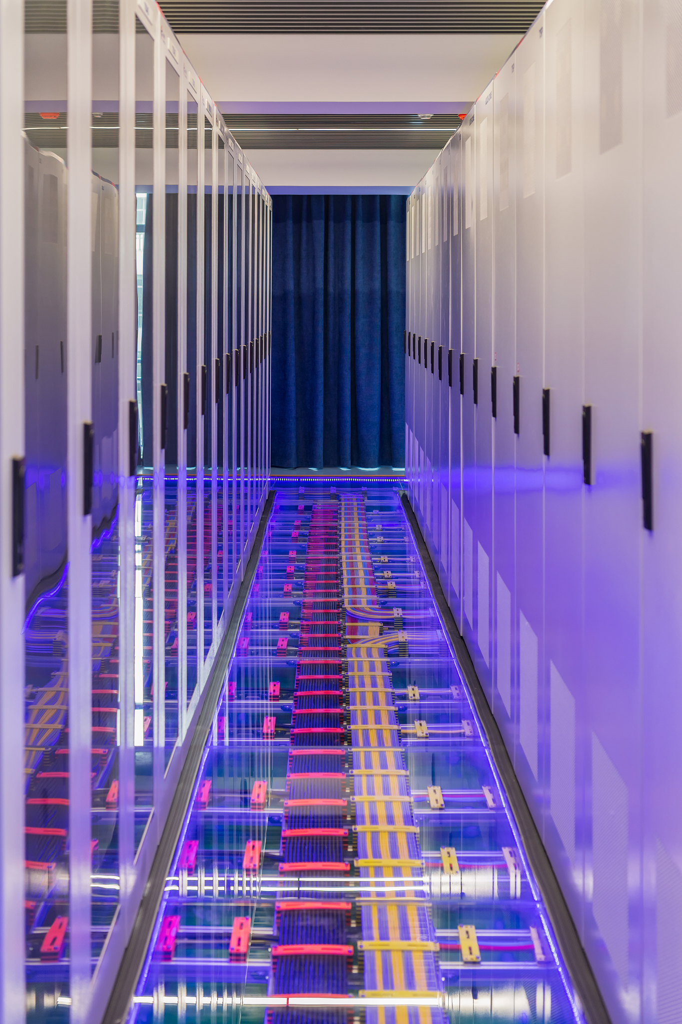 机柜设计指南：尺寸、散热、布线等8大要素深度解析