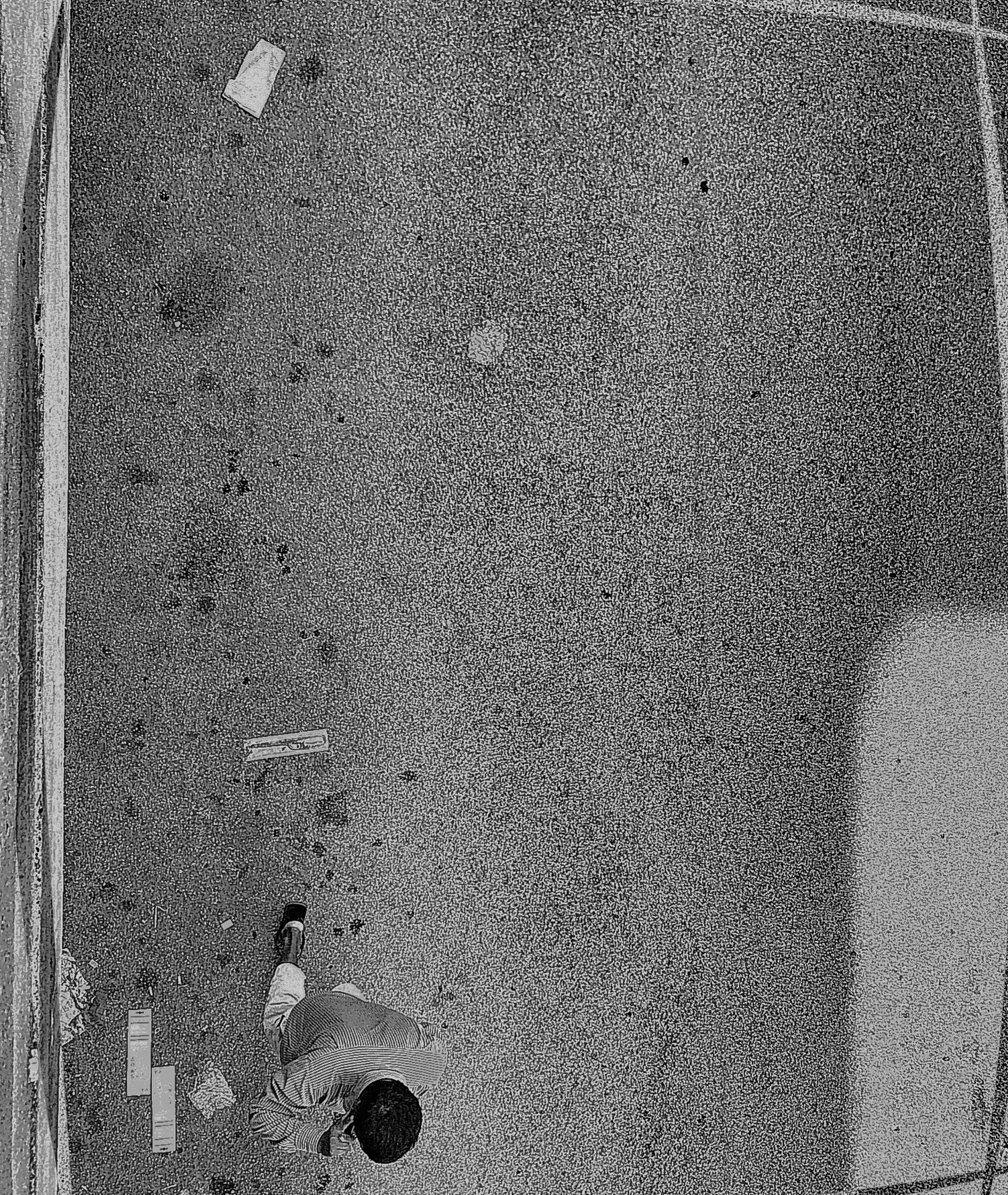 分析井下模糊图片原图和经过高斯边缘检测的图片之间的变化并多结合图片特征井下模糊分析为什么用高斯边缘检测不少于100字