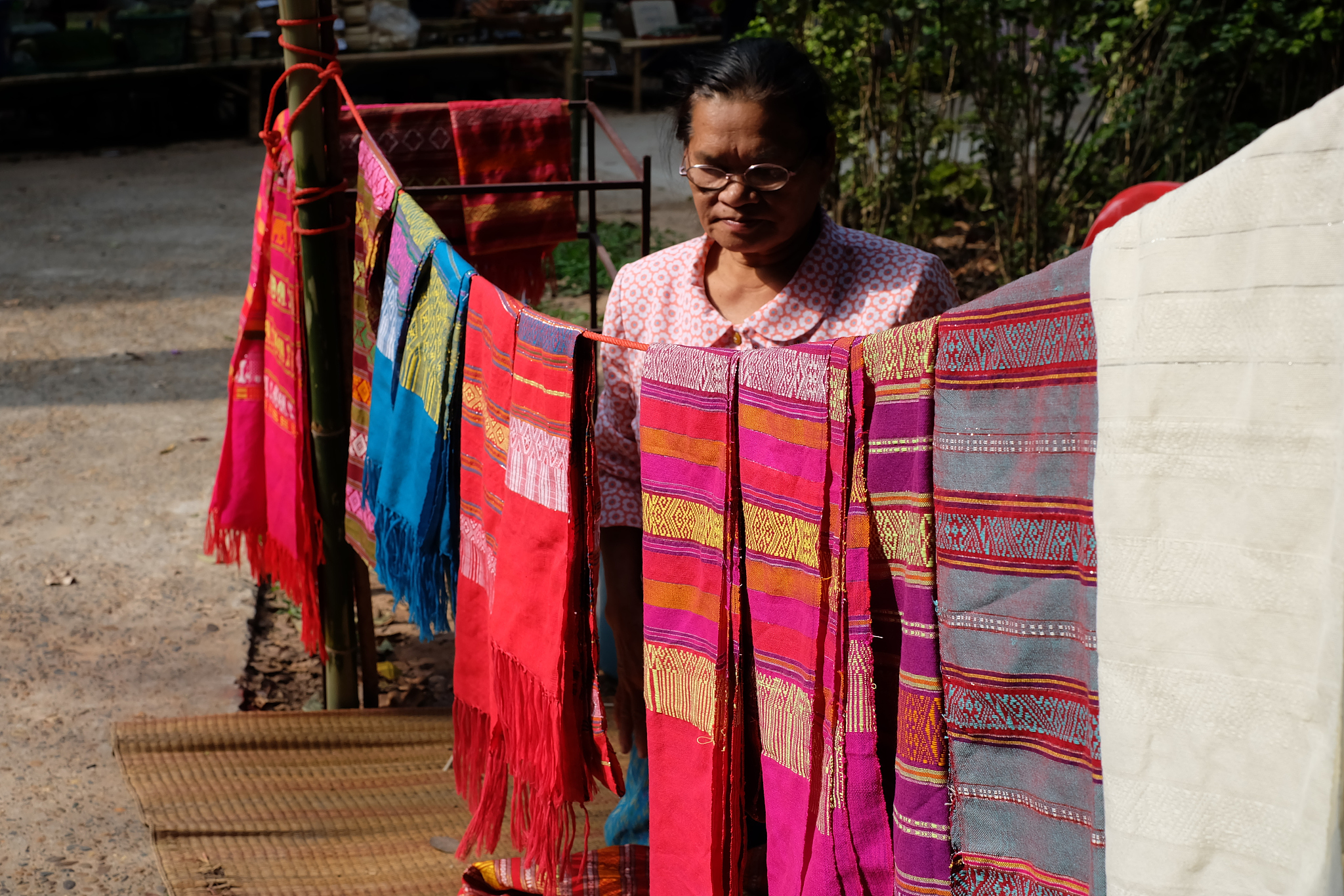 surrogacy law in nepal？我要中文回答