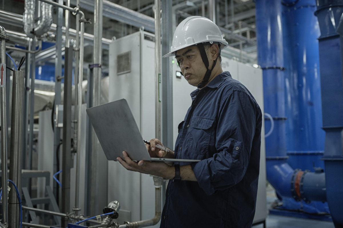 化工企业一线领导对工人职业健康管理的影响研究背景