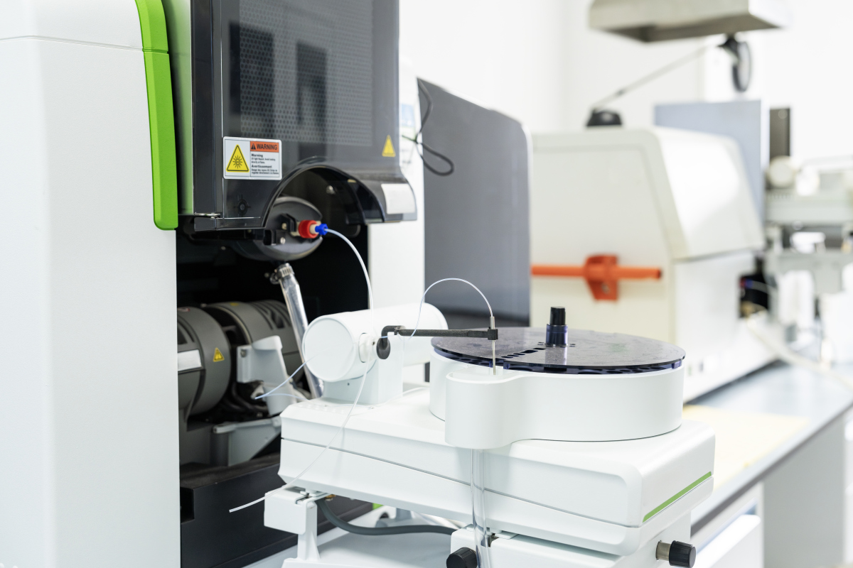 Tm、Ho:YAG 激光荧光光谱测量