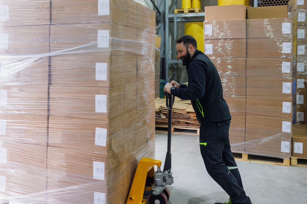 Damaged Goods Handling: Worker Lacked Authority for Inspection