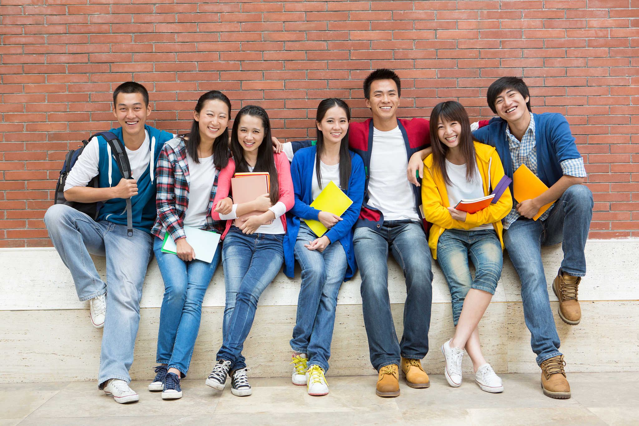 记录美好瞬间，定格青春友谊：同学聚会照片征集