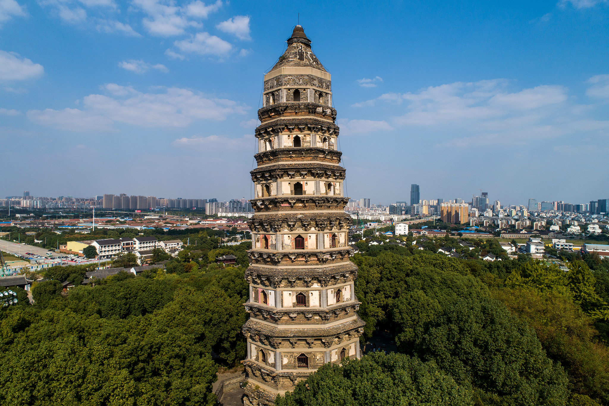 写一个去苏州的旅游攻略