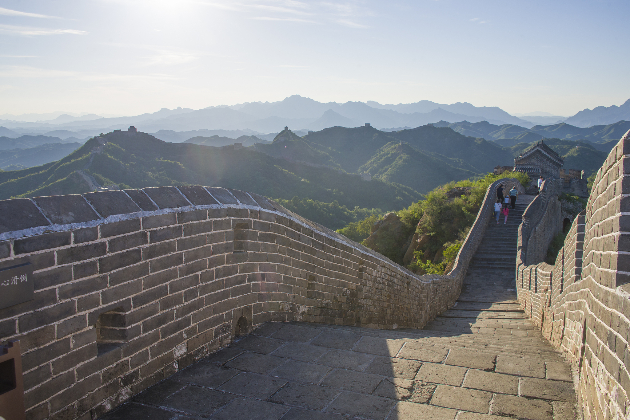 万里长城：绵延万里的古代防御奇迹