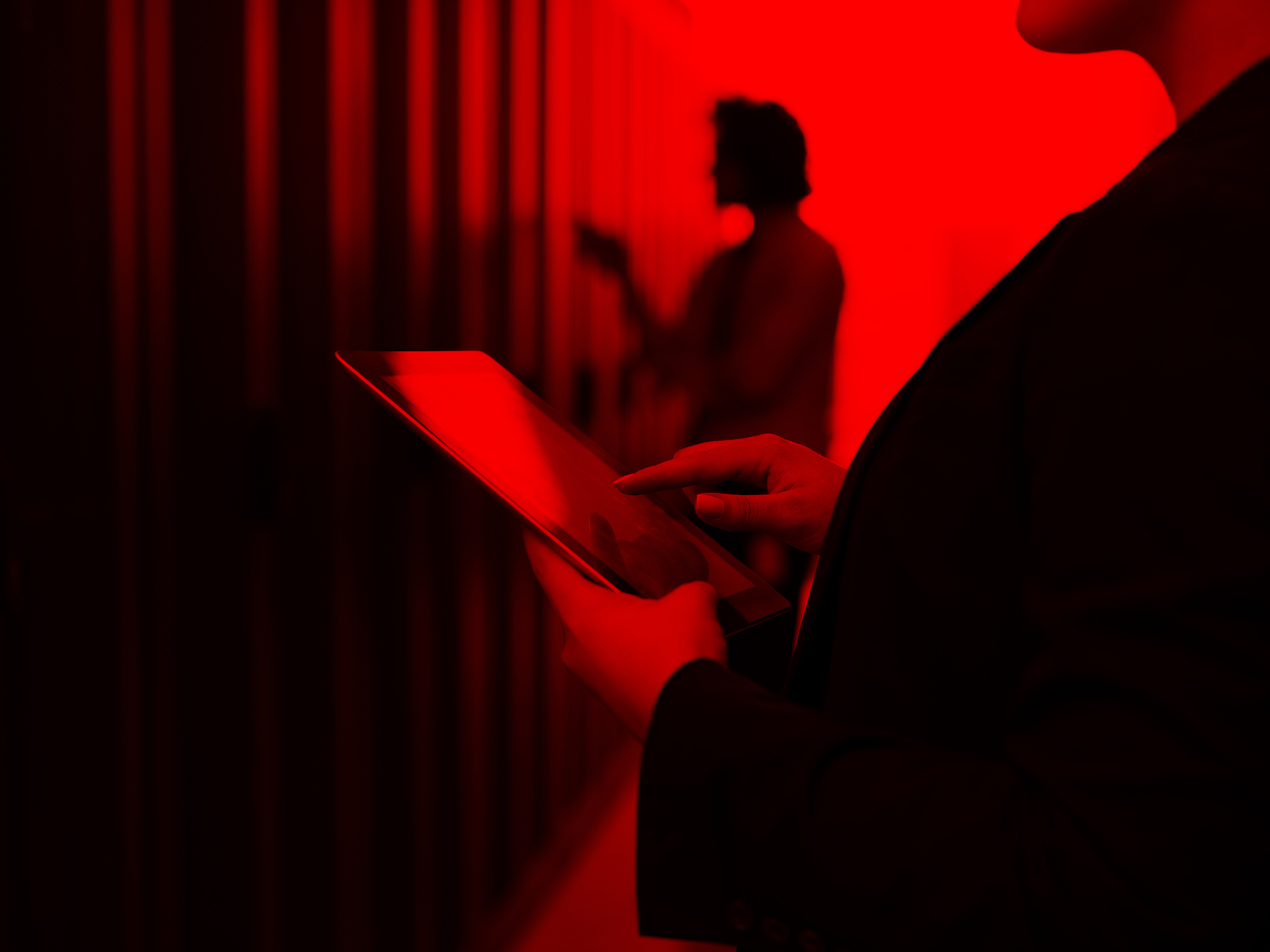 女生学通信工程的就业前景和职业选择 | 细心优势助你成功