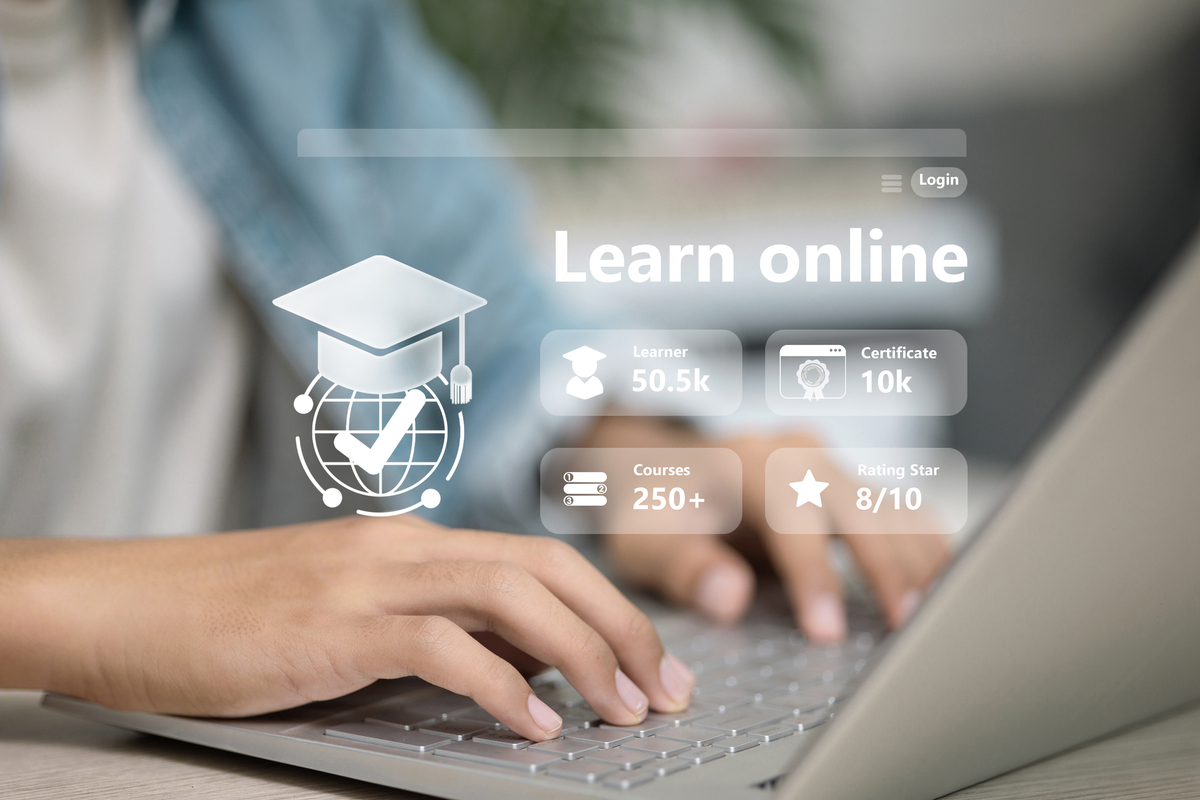 企业为什么要选择线上学习平台？6大优势解析！